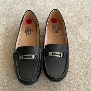 Life Stride Velocity with Memory Foam black loafers size 10